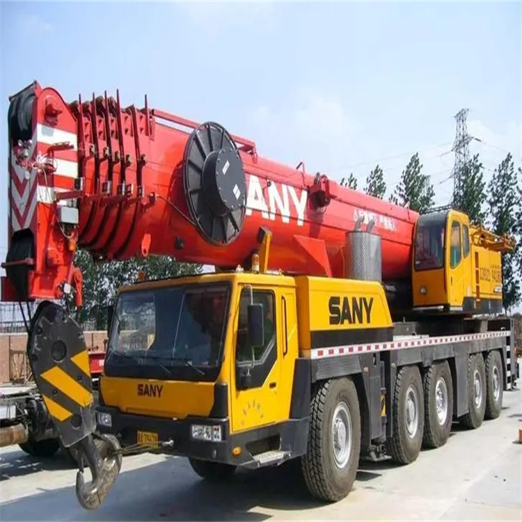 恩施附近工地哪里有吊车出租|应急吊装服务|24小时灵活调度