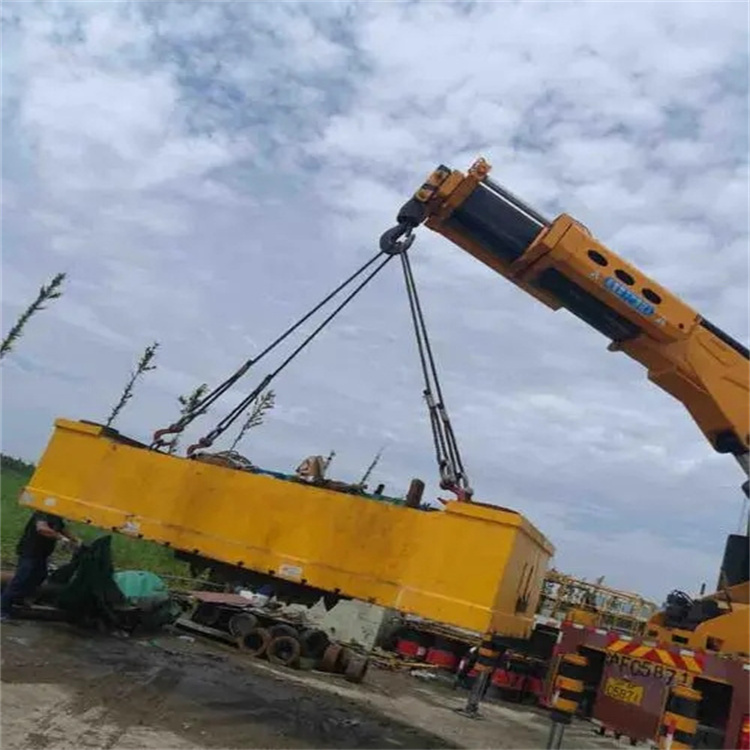 恩施随车吊吊集装箱怎么吊